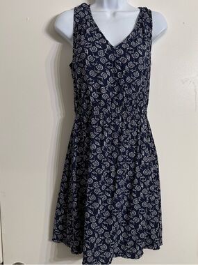 Old Navy Navy and White Floral Midi Dress Sleeveless size medium